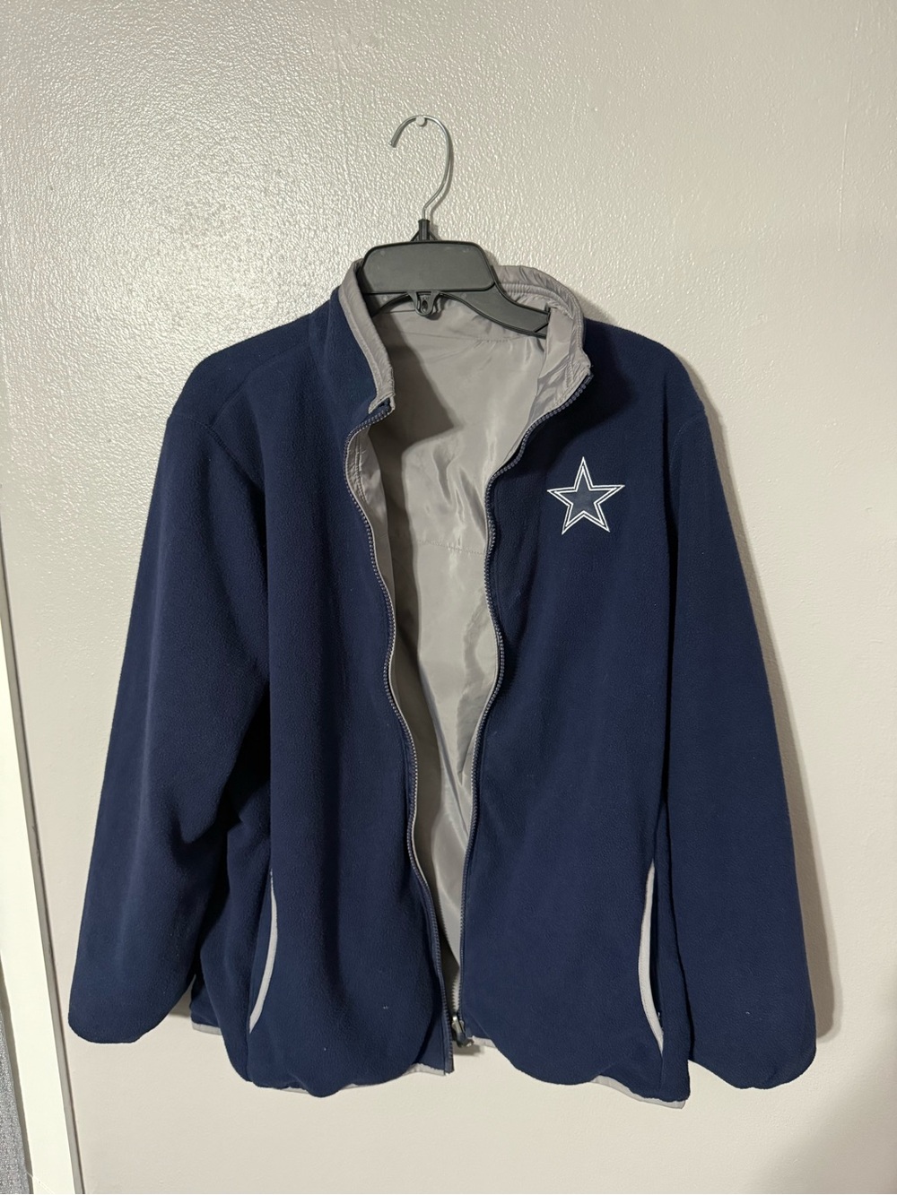 Pro Line NFL Men's Cowboy Reversible Full-Zip Jacket